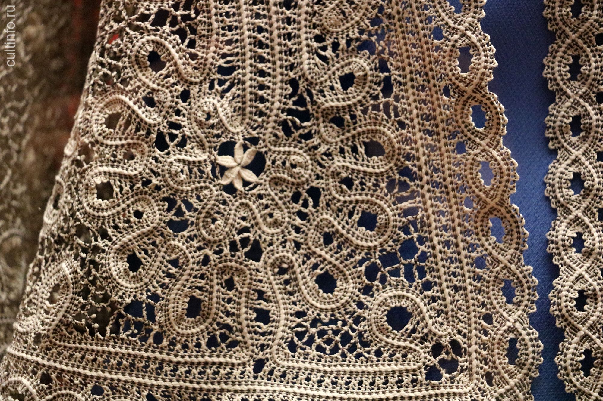 Блуза «Иней». Фрагмент